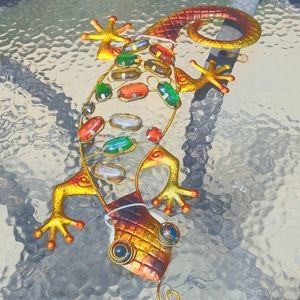 Lizard outdoor metal decor